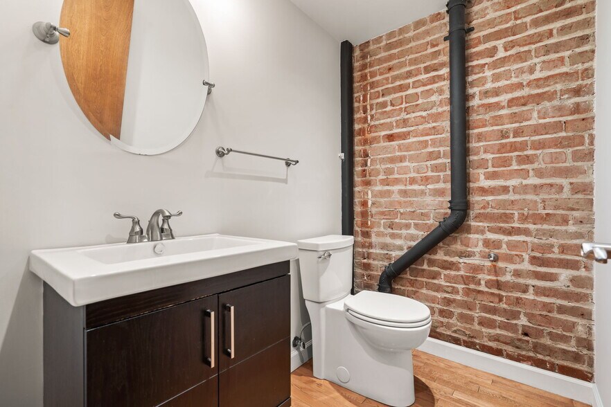 More Photos Of 865 Post St, San Francisco Storefront For Lease