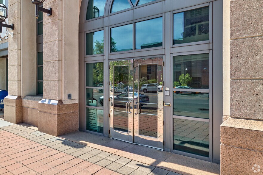 More Photos Of 75 S Clinton Ave, Rochester Office For Lease