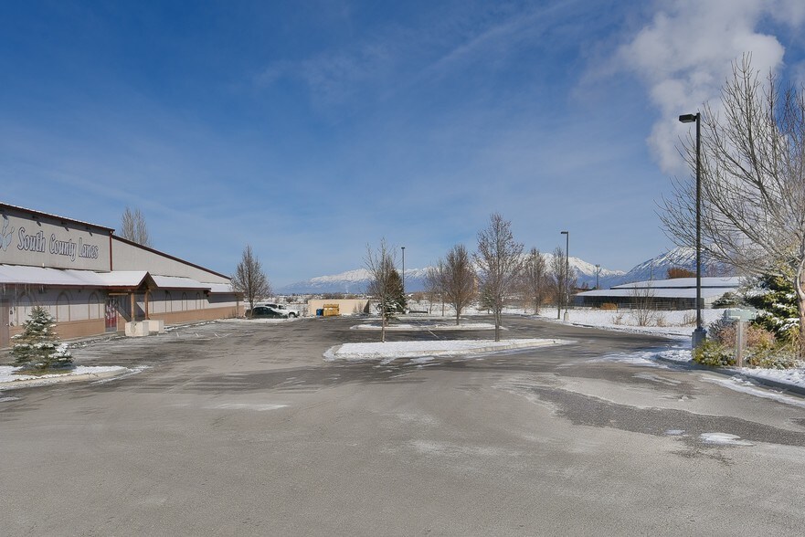 More Photos Of 122 W 900 N, Payson Bowling Alley For Sale