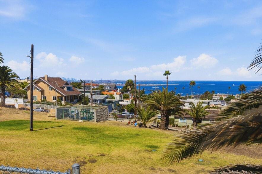 More Photos Of 714 W 38th St, San Pedro Land For Sale