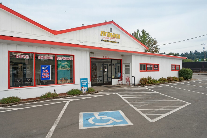 More Photos Of 3521 Franklin Blvd, Eugene Auto Dealership For Sale