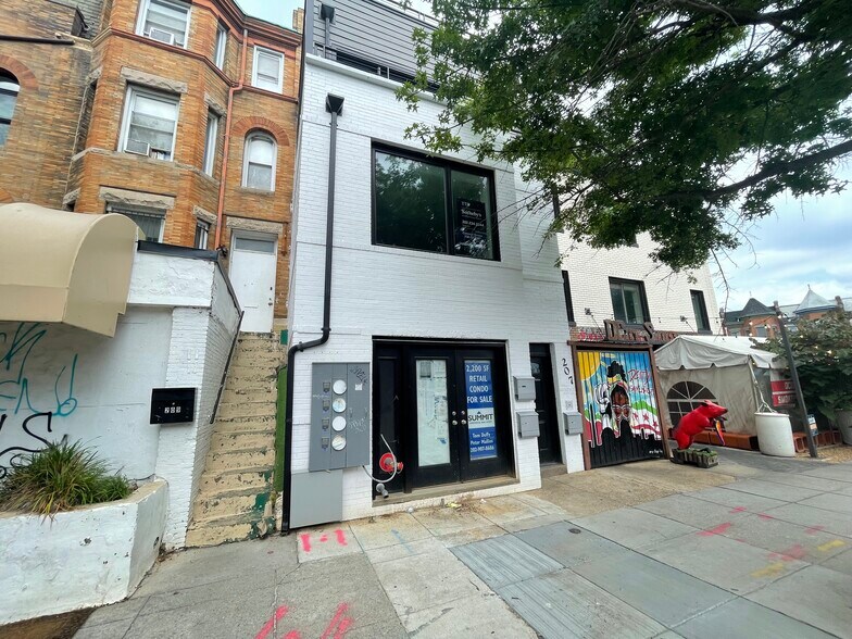 More Photos Of 207 Florida Ave NW, Washington Apartments For Sale