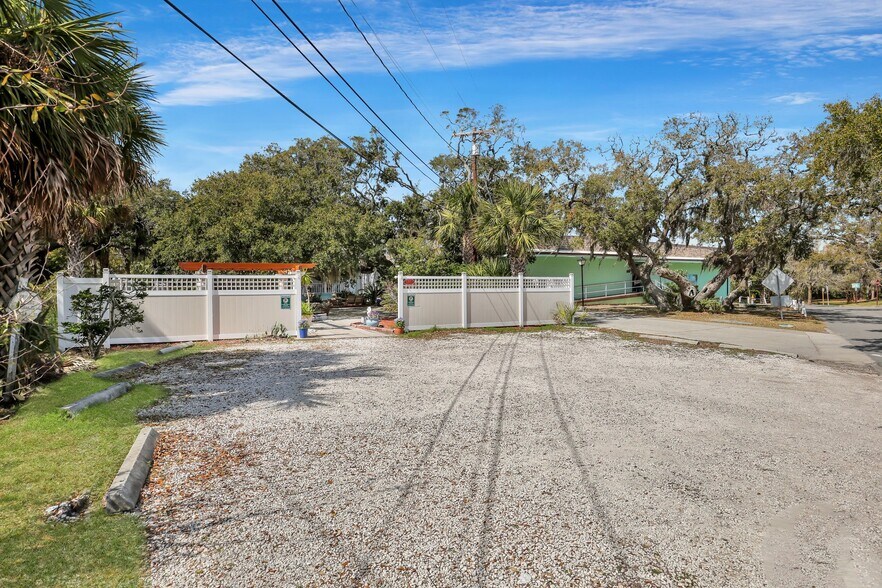 More Photos Of 24 Van Horne Ave, Tybee Island Hospitality For Sale