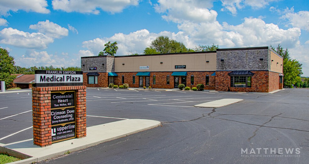 More Photos Of 125 Memorial Dr, Franklin Medical For Sale