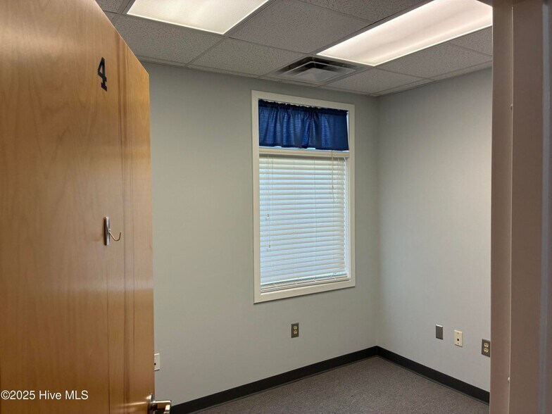 More Photos Of 1507 N Road St, Elizabeth City Medical For Lease
