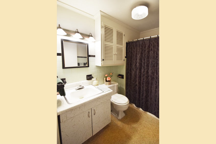 More Photos Of 2306 S Cannon Blvd, Kannapolis Office Residential For Sale