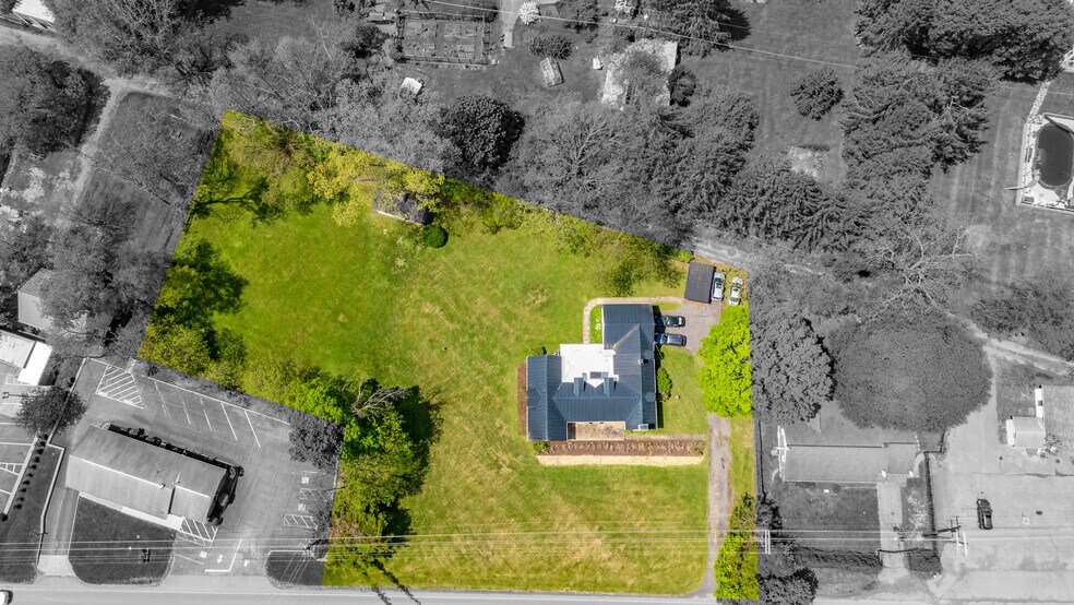 More Photos Of 8789 Seneca Trail South, Ronceverte Office For Sale