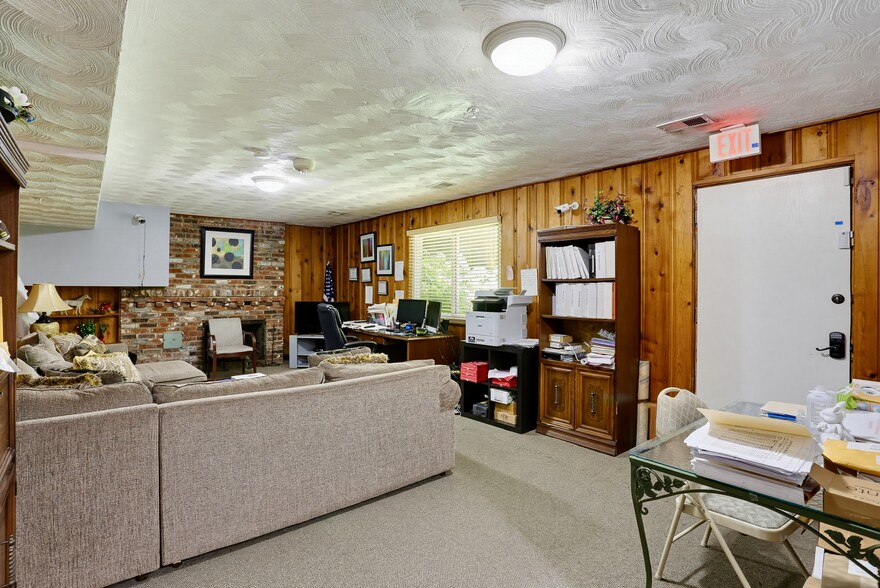 More Photos Of 515 Apple Grove Rd, Silver Spring Assisted Living For Sale