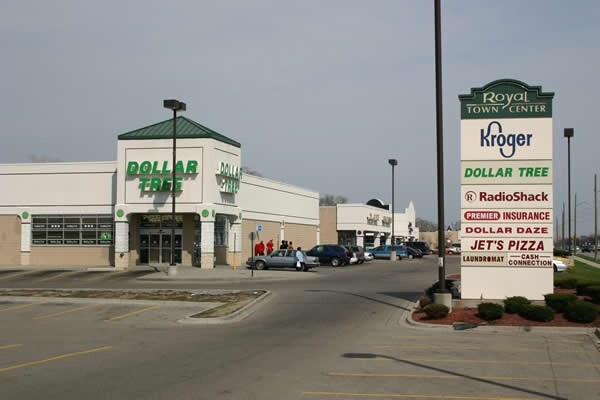 More Photos Of 8892-8918 W Eight Mile, Royal Oak Unknown For Lease