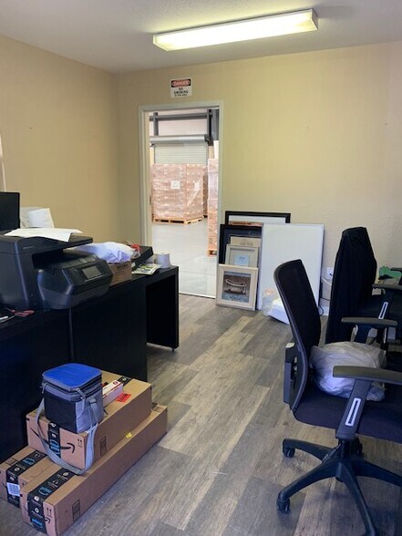 More Photos Of 1313 Green Forest Ct, Winter Garden Warehouse For Lease