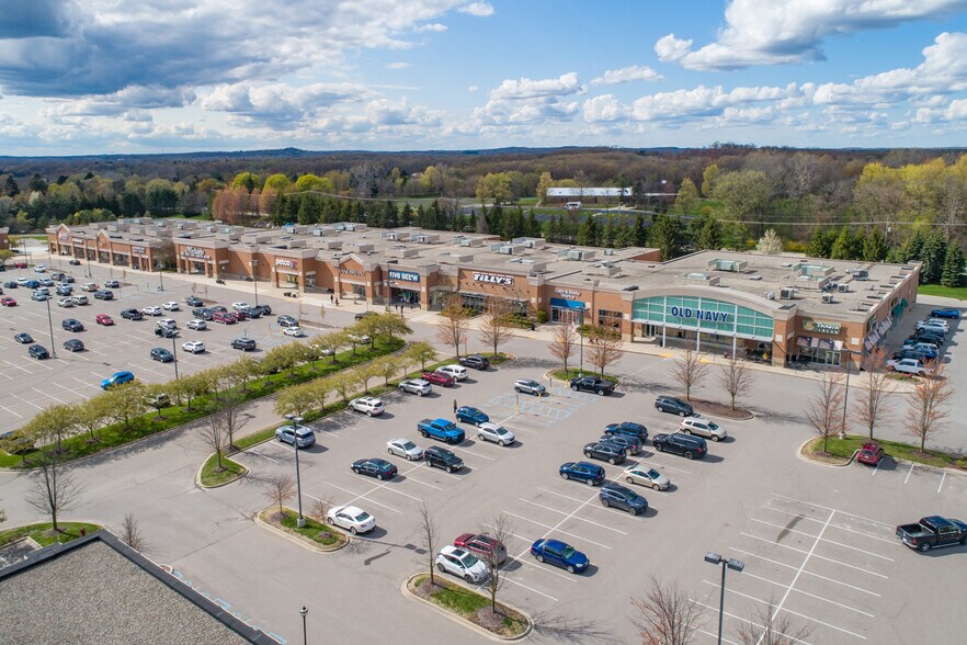 More Photos Of 4804-4840 Baldwin Rd, Lake Orion Unknown For Lease