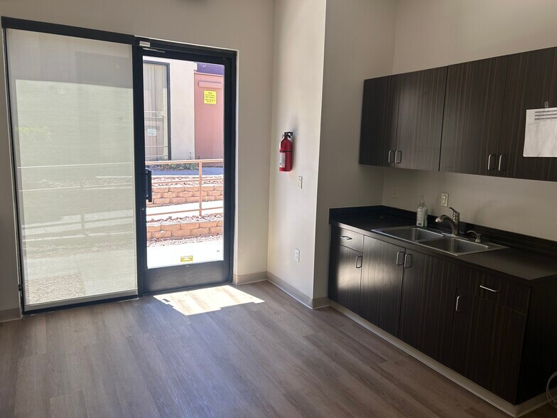 More Photos Of 8925 S Pecos Rd, Henderson Office For Lease