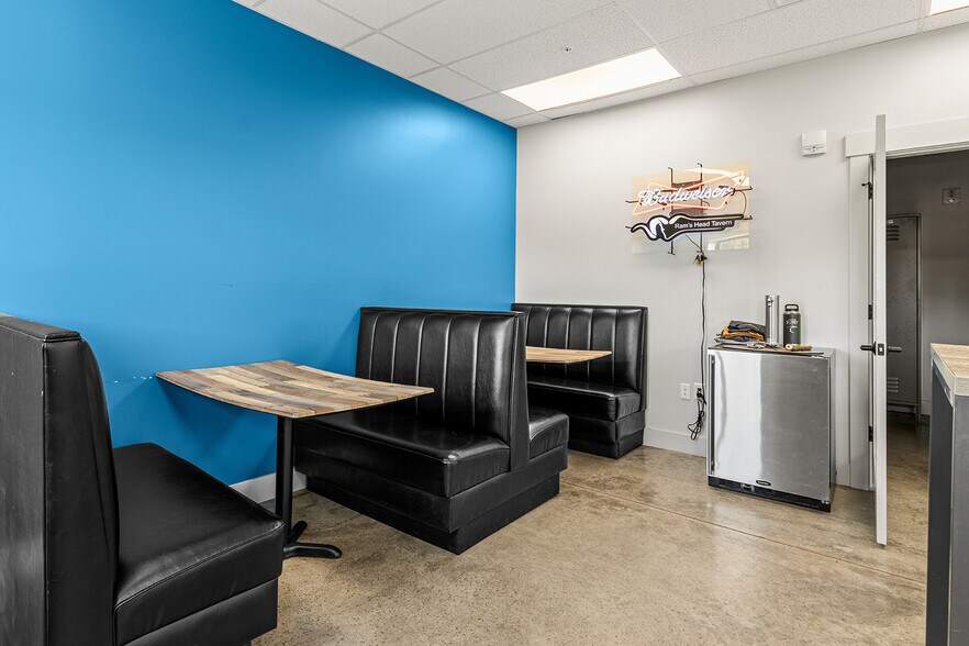 More Photos Of 165 All West Trl, Bozeman General Retail For Lease