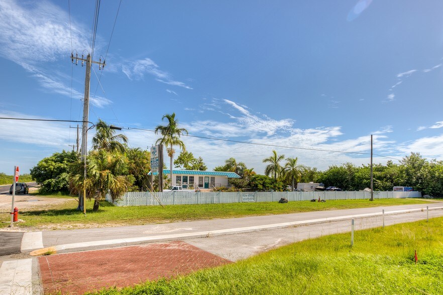 More Photos Of 21423 Overseas Hwy, Cudjoe Key Freestanding For Lease