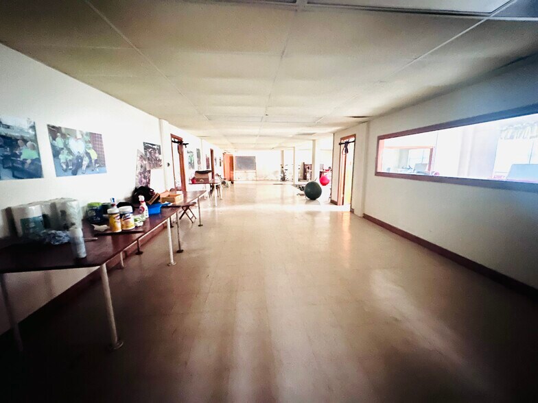 More Photos Of 8620 Wornall, Kansas City Religious Facility For Sale