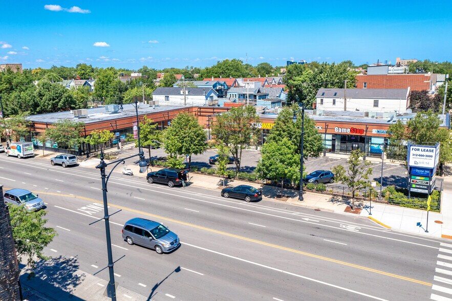 More Photos Of 2500 W North Ave, Chicago Unknown For Lease