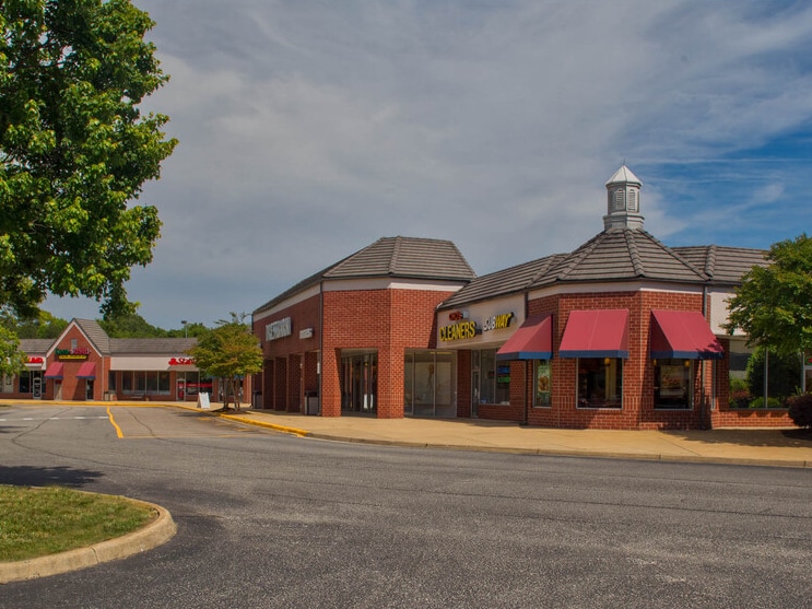 More Photos Of 5005 Victory Blvd, Yorktown Unknown For Lease