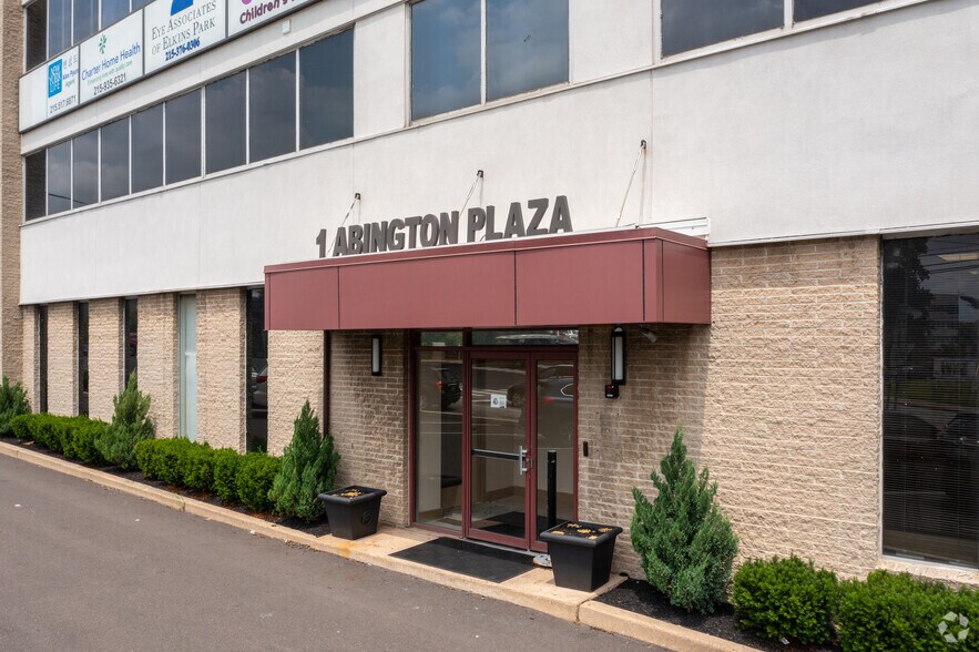 More Photos Of 101 Old York Rd, Jenkintown Medical For Lease