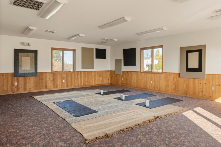 More Photos Of 2400 US Route 9, Hudson Office For Sale