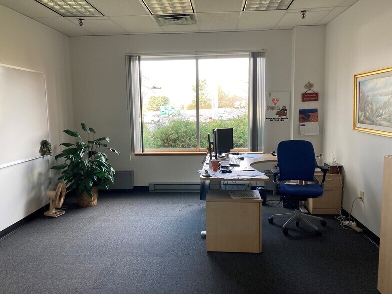 More Photos Of 7500 Shadwell Dr, Roanoke Manufacturing For Lease