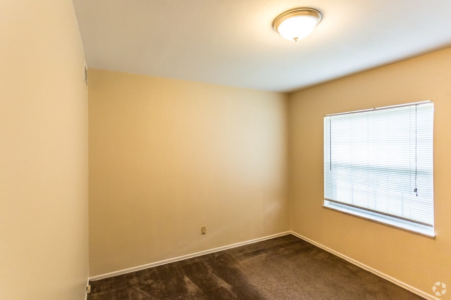 More Photos Of 1624 Northwinds Estates Dr, Saint Louis Apartments For Sale