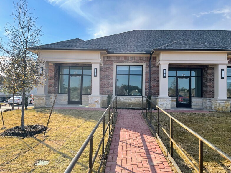 More Photos Of 7700 Preston Rd, Frisco Medical For Lease