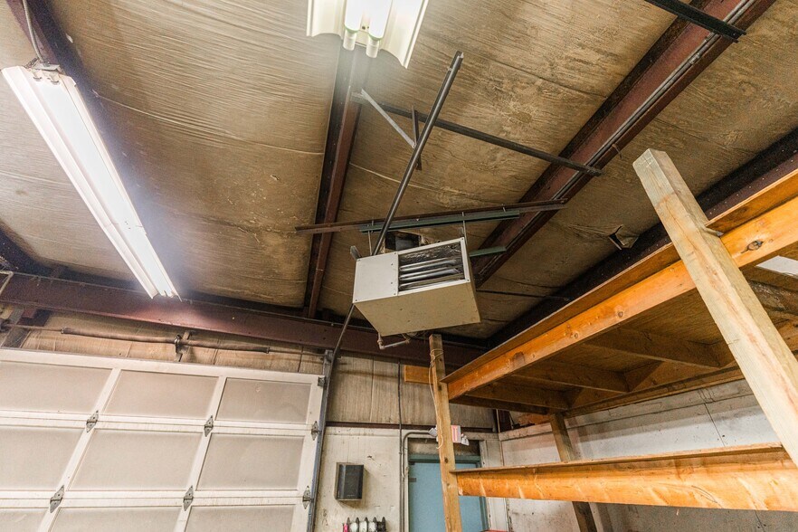 More Photos Of 560 S River St, Batavia Warehouse For Sale