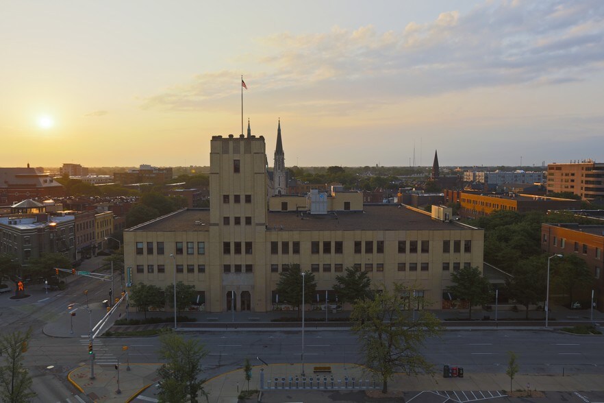 More Photos Of 333 N Alabama St, Indianapolis Office For Lease