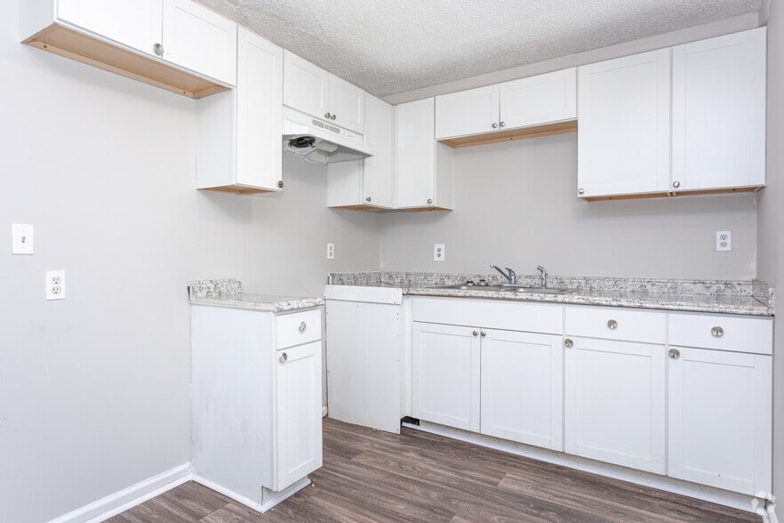 More Photos Of 1008 Blakely Ct, Albany Multifamily For Sale