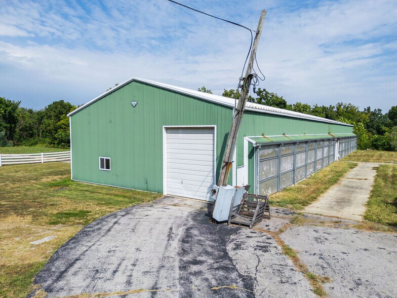 More Photos Of 3804 Stanka Ln, Godfrey Land For Lease