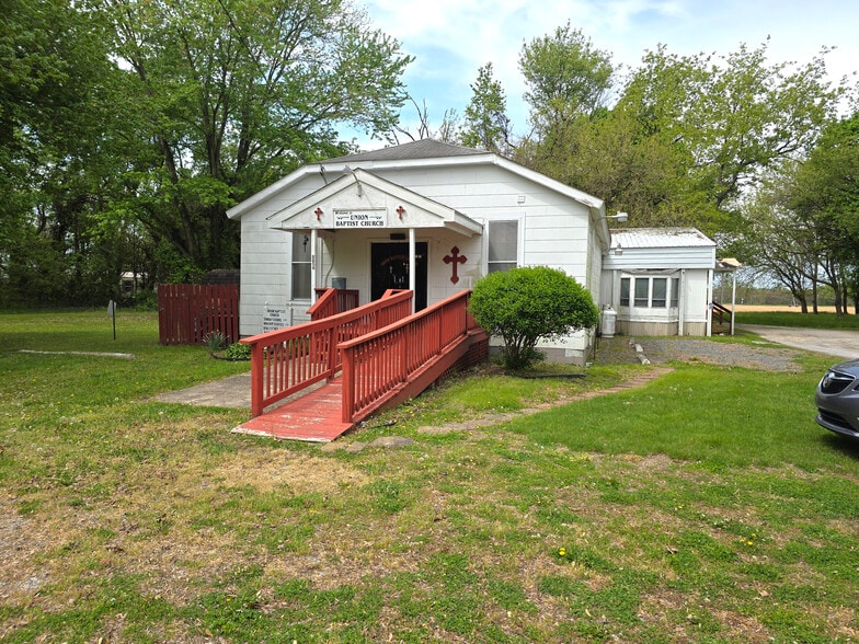 Primary Photo Of 8856 Greentop Rd, Lincoln Religious Facility For Sale