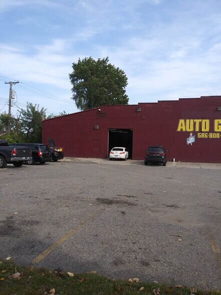 More Photos Of 8453 E Eight Mile Rd, Warren Auto Repair For Sale