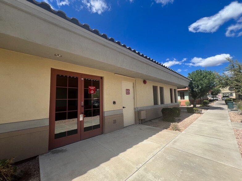 More Photos Of 18275 N 59th Ave, Glendale Office For Sale