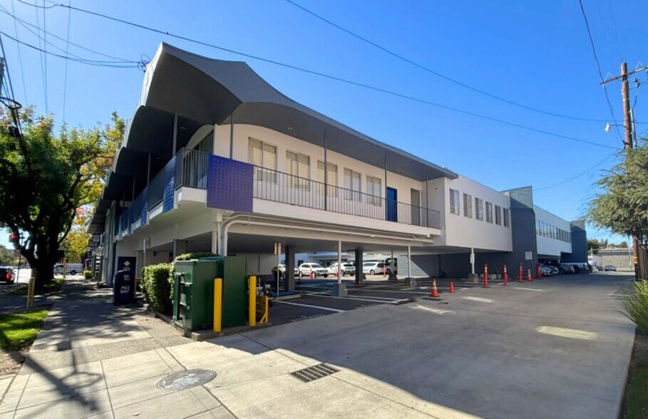 More Photos Of 930 Alhambra Blvd, Sacramento Office For Lease