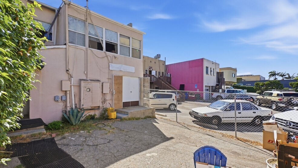 More Photos Of 409 Main St, El Segundo Storefront For Sale