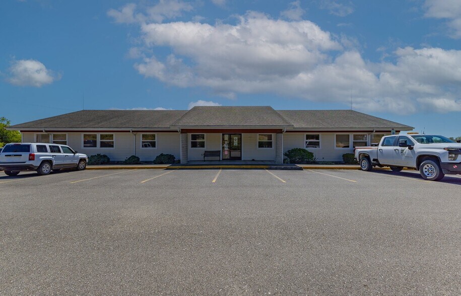 More Photos Of 307 Highway 42 E, Coquille Industrial For Sale
