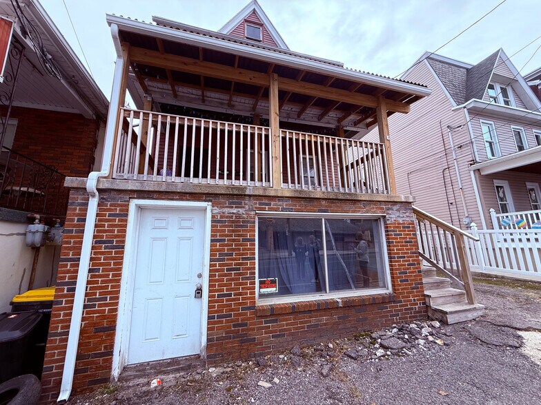 More Photos Of 1717 W Market St, Pottsville Apartments For Sale