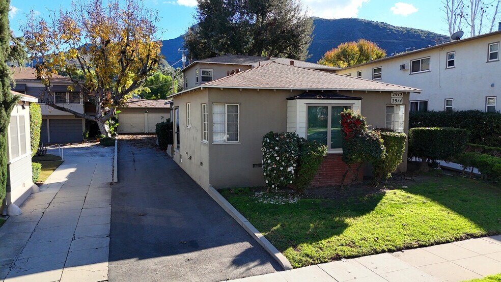 More Photos Of 2912 W Riverside Dr, Burbank Apartments For Sale