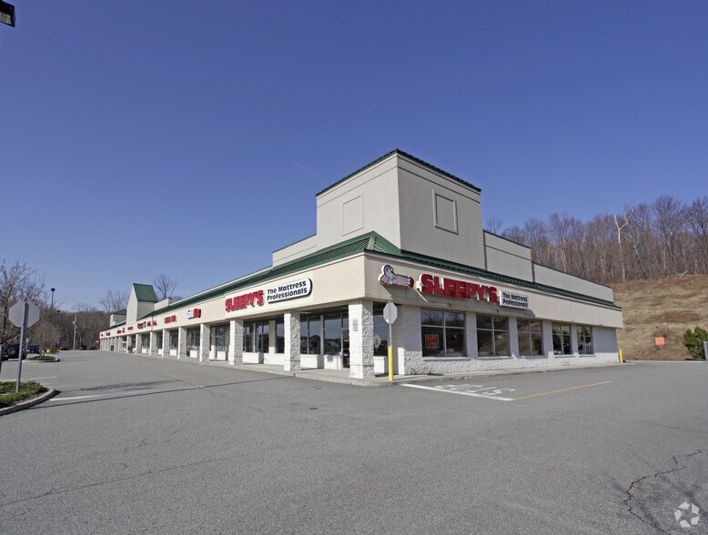 More Photos Of 215 Larkin Dr, Monroe Freestanding For Lease