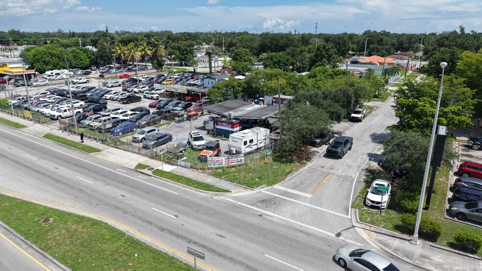 More Photos Of 9301 NW 27th Ave, Miami Auto Dealership For Sale