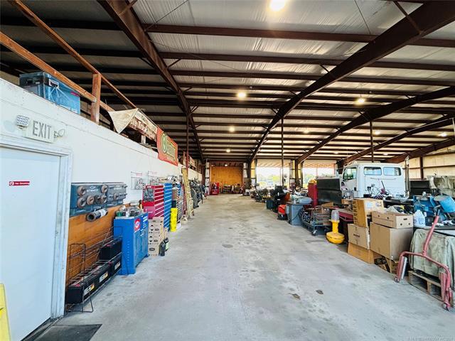 More Photos Of 2700 S 32nd St, Muskogee Industrial For Sale
