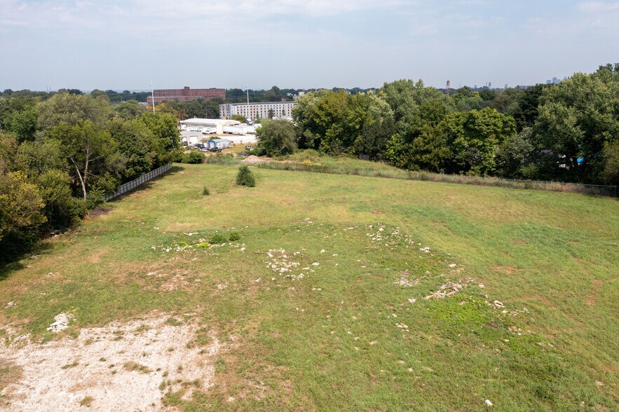 More Photos Of 3511 7th Street Rd, Louisville Land For Sale