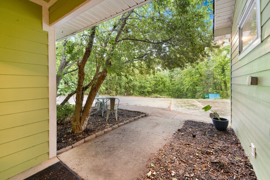 More Photos Of 364 Weaverville Rd, Asheville Medical For Sale