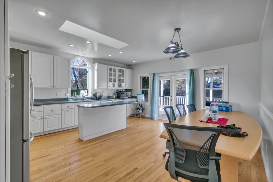 More Photos Of 10709 Woodland Ave E, Puyallup Specialty For Sale