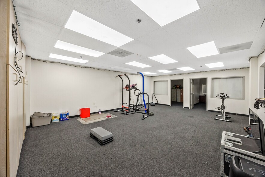 More Photos Of 1808 58th Pl, Los Angeles Land For Sale