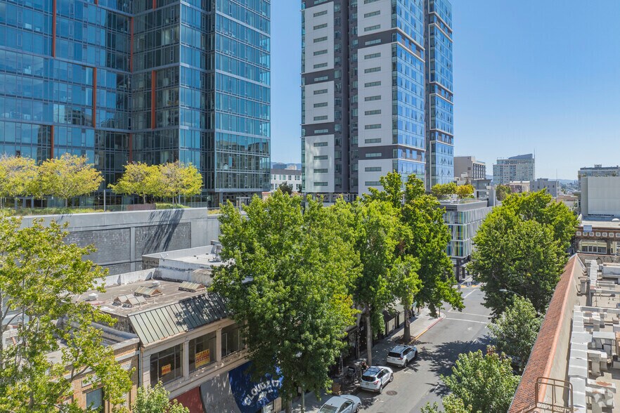 More Photos Of 360-362 17th St, Oakland Loft Creative Space For Lease