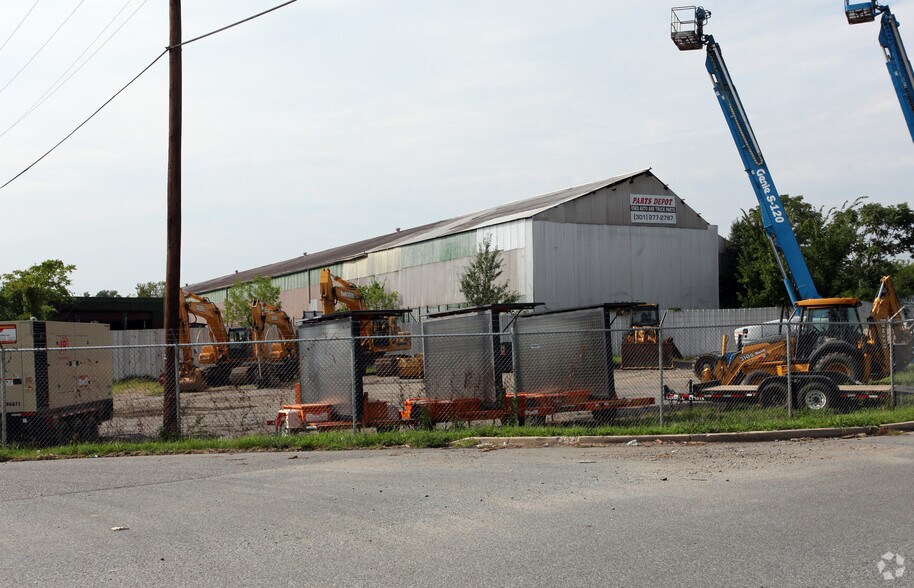 More Photos Of 4711 Rhode Island Ave, Hyattsville Warehouse For Sale