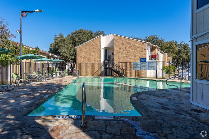 More Photos Of 2200 Aden Rd, Fort Worth Apartments For Sale