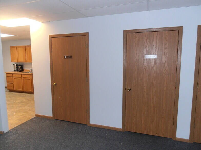 More Photos Of 9000-9030 Cline Ave, Highland Medical For Sale