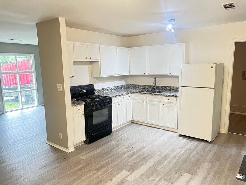 More Photos Of ,  Unknown For Sale